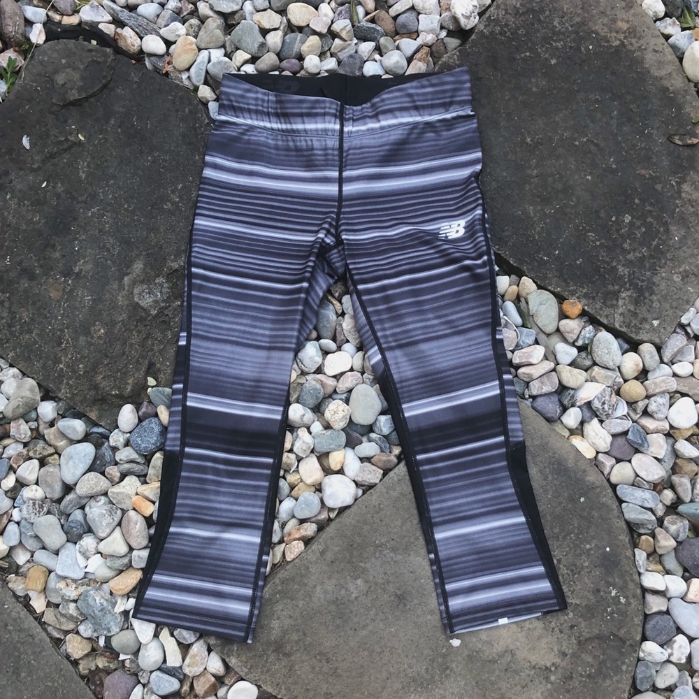 Cropped New Balance Leggings